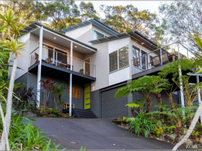 Hotels in Hyams Beach